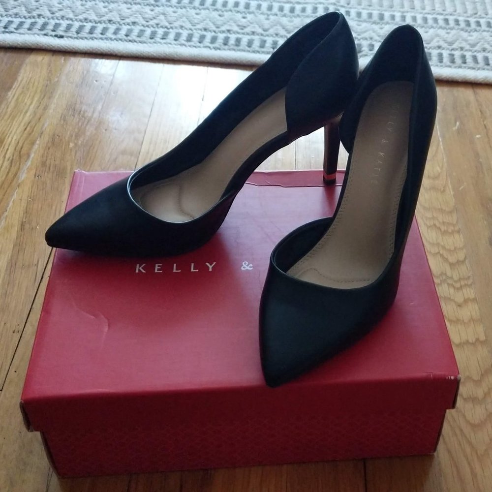 Katie & Kelly Driella Pump
